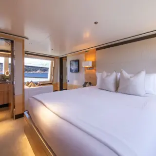 Lady Victoria - Image 13