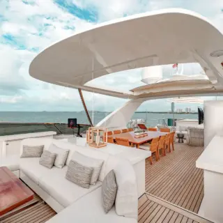 PATIENCE Sun Deck