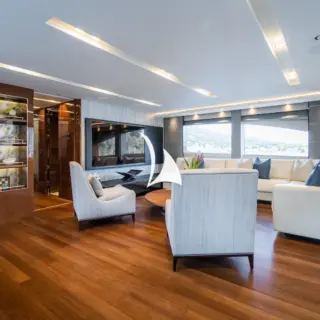 Skylounge / media room