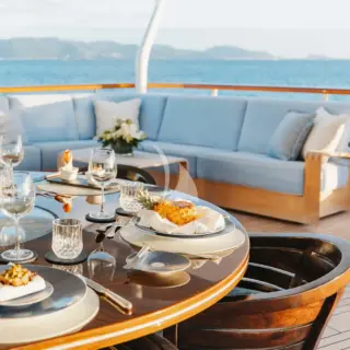 BRIDGE DECK AFT