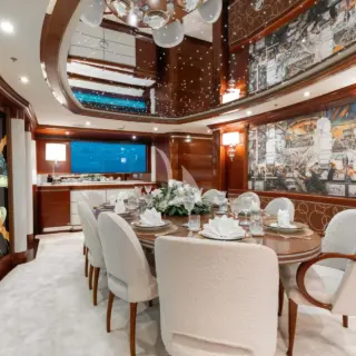MAIN SALON DINING