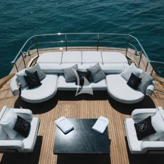 Main deck aft seating area