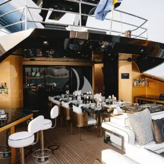 Main deck aft