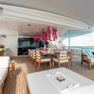 Skylounge Deck Alfresco Dining 