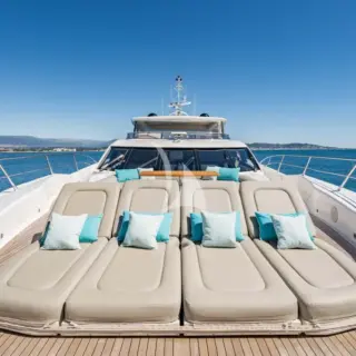 LADY VOLANTIS - Foredeck