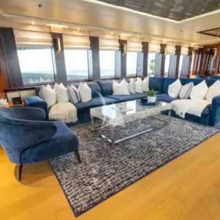 Main Salon 2