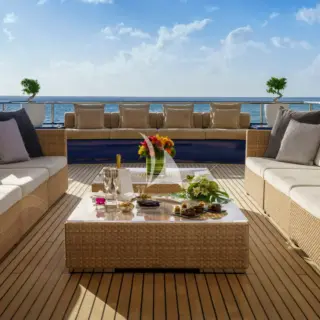 MAIN DECK