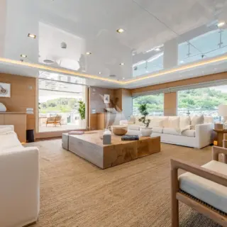 Main deck salon