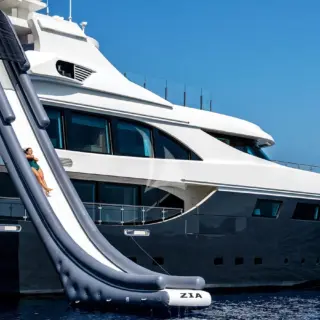 ZIA - Inflatable slide