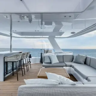 AGATA BLU - Flybridge