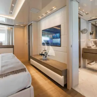 PREMURA - master suite en-suite