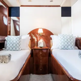 Twin cabin