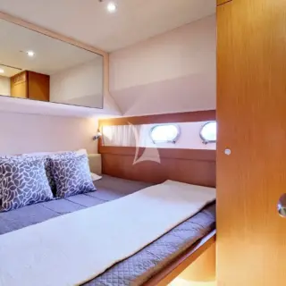 Double cabin