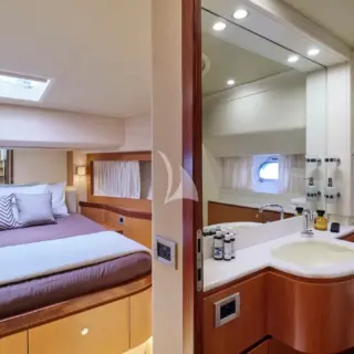 VIP cabin en-suite facilities
