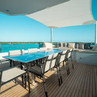 Upper Deck Dining