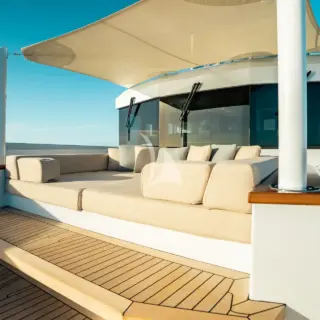 Foredeck Seating