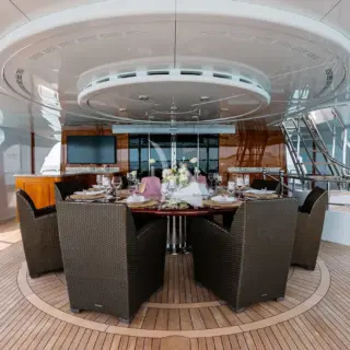 Bridge Deck Aft