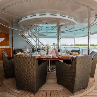 Bridge Deck Aft