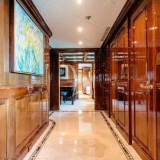 Main deck Hallway to Primary Cabin