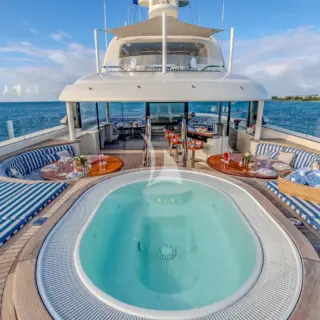 Fwd Jacuzzi Deck