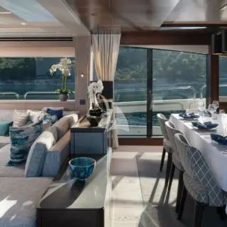 Main Deck - Salon