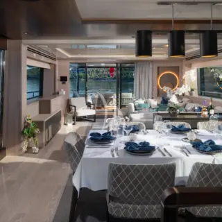 Main Deck - Salon