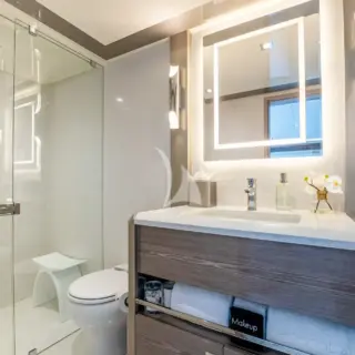 Ensuite