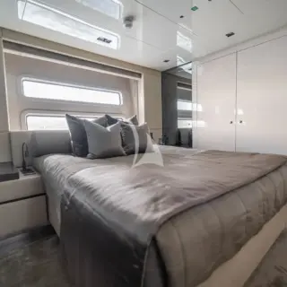 Double cabin