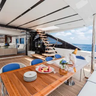 Main aft deck