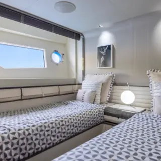 Twin cabin