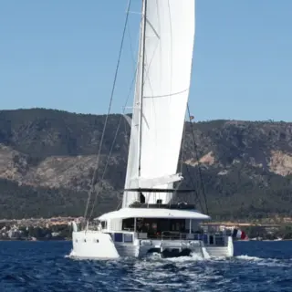 LADY M - Sailing