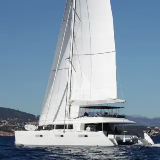 LADY M - Sailing