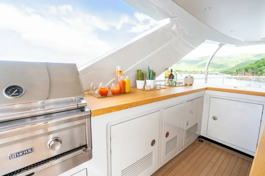 Stellamar - Sundeck Bar