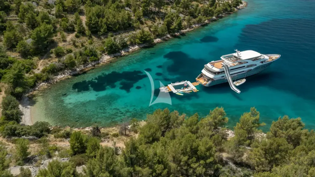 AGAPE ROSE - Remote anchorage