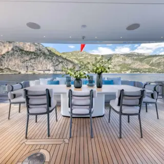M/Y OCEAN ONE - Aft Deck Dining