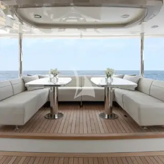 Main Deck Aft Dining