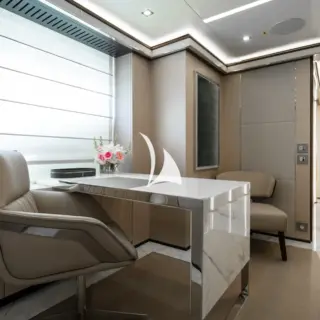M/Y Provocateur Master Cabin Office