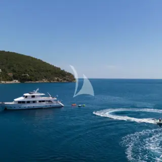 ELENA - Image 10