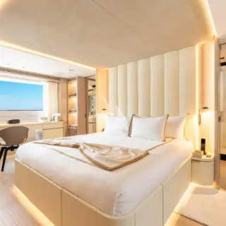 A+ - Main Deck | Primary Stateroom
