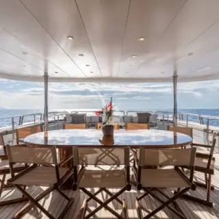 Upper deck aft dining area