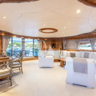 Upper deck salon