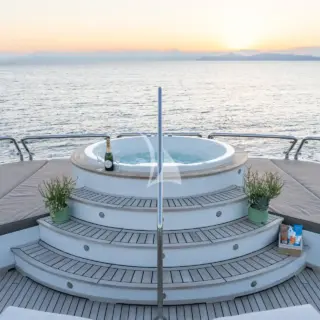 Jacuzzi