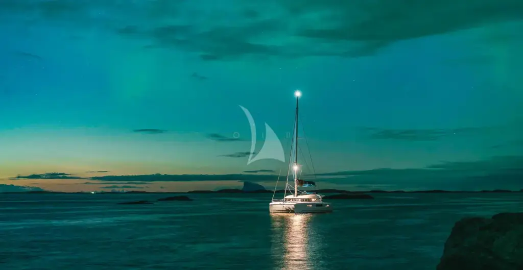 NORDVAER - NORDVÆR at anchor