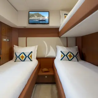 Twin + bunk bed