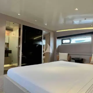 Main deck - Master cabin