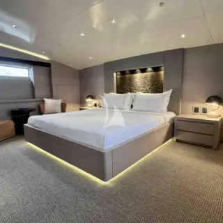 Main deck - Master cabin