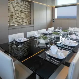 Main deck - dining area