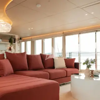 Main salon