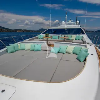 Forward deck sun lounge area