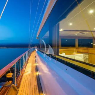 Side Deck